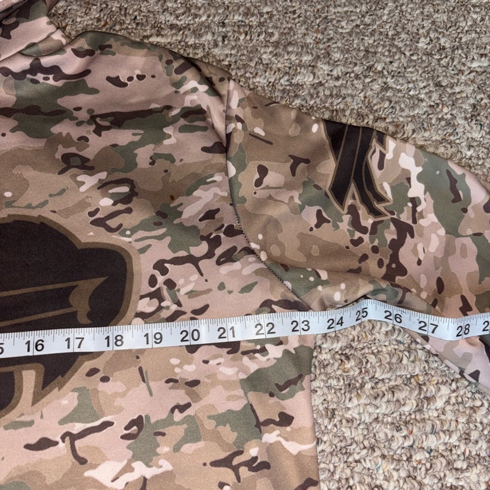 Buffalo Bills Camouflage Hoodie with Buffalo Logo & American flag - Picture 4 of 8